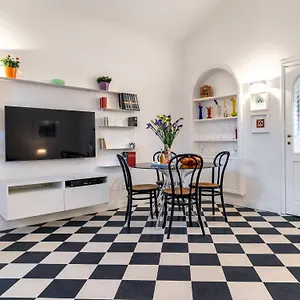 New Quiet Flat - Santa Croce View - Servizi , Florence Italy